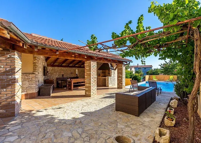 Teresa Villa Medulin