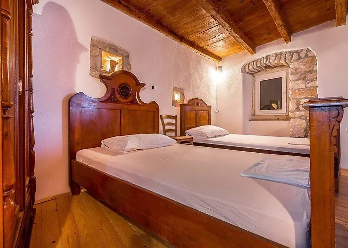 Teresa Villa Medulin